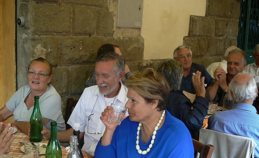 3° raduno a Roma - 23-25 settembre 2013 - 3° giorno - foto___019 - Ariccia - pranzo in una  ''Fraschetta''